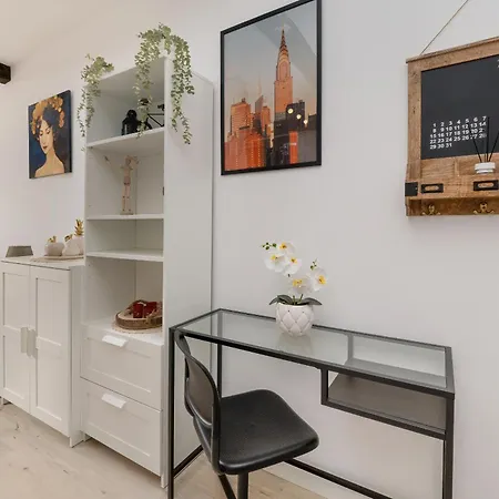 Апартаменты Modern Wroblewskiego With Balcony And Free Parking By Renters