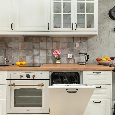 Modern Wroblewskiego With Balcony And Free Parking By Renters Apartman