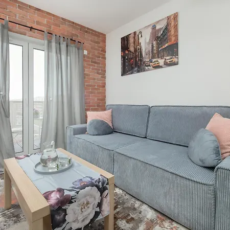Modern Wróblewskiego With Balcony&free Parking By Renters Apartament Łódź