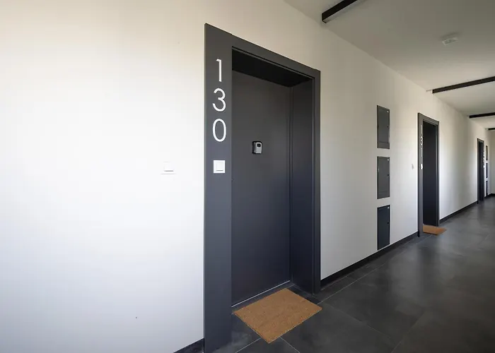 Modern Wroblewskiego With Balcony And Free Parking By Renters