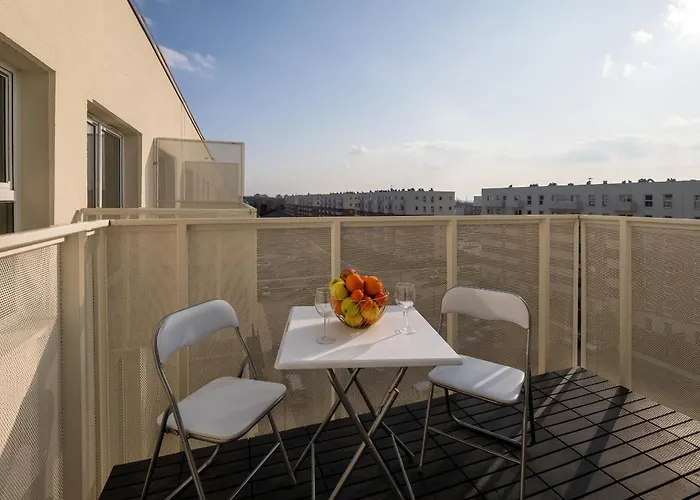 Modern Wroblewskiego With Balcony And Free Parking By Renters 公寓 *