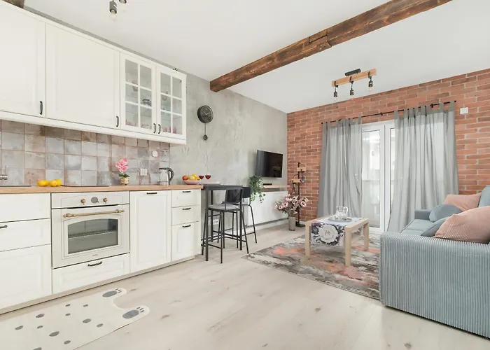 Modern Wroblewskiego With Balcony And Free Parking By Renters 罗兹